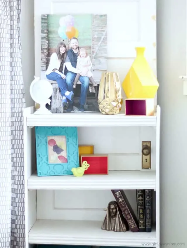 Modern shelf decor and living room makeover on www.girllovesglam.com #homedecor