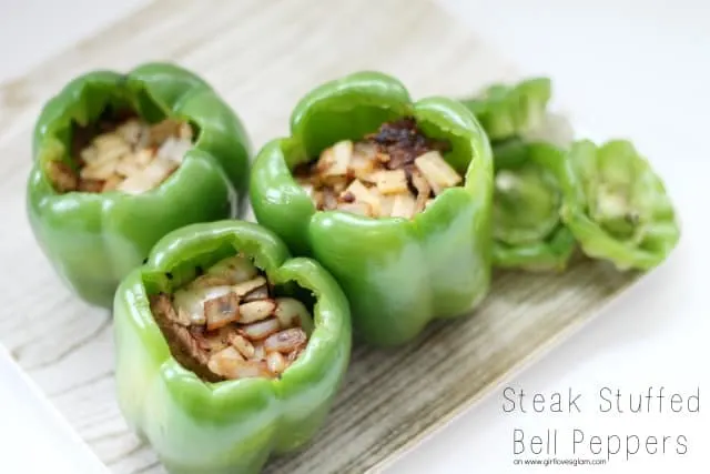 Yummy steak stuffed bell peppers that your whole family will love! Healthy, easy, and oh so good! #recipe #food #healthy