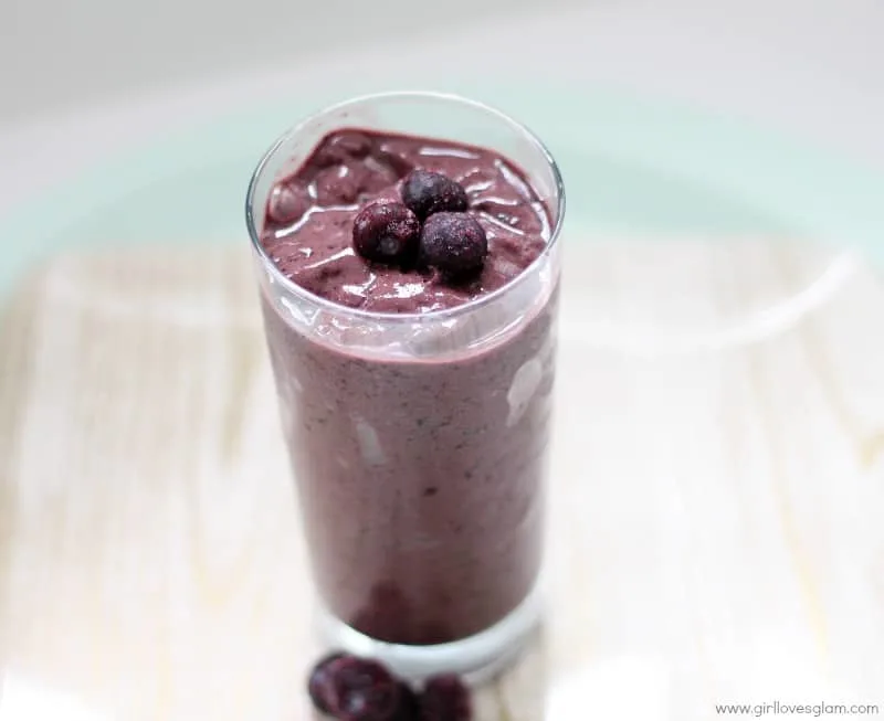 Chocolate Blueberry Protein Shake on www.girllovesglam.com #ad