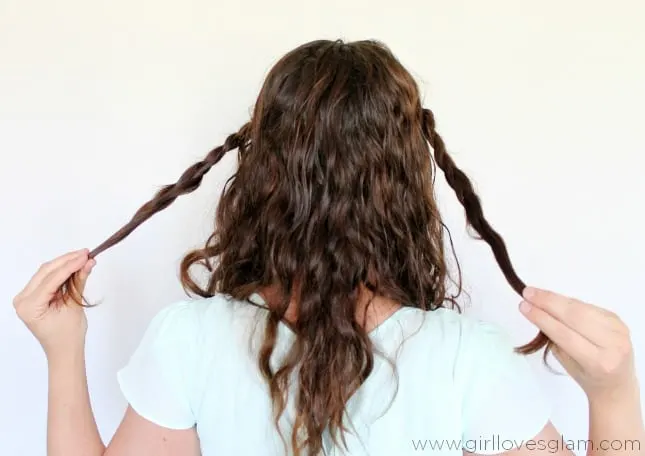 How to do a braided twist hairstyle on www.girllovesglam.com