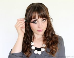 Perfect Mascara Application for Gorgeous Lashes - Girl Loves Glam