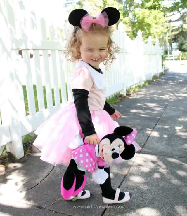 How to Make a DIY Minnie Mouse Costume (With Tutu)