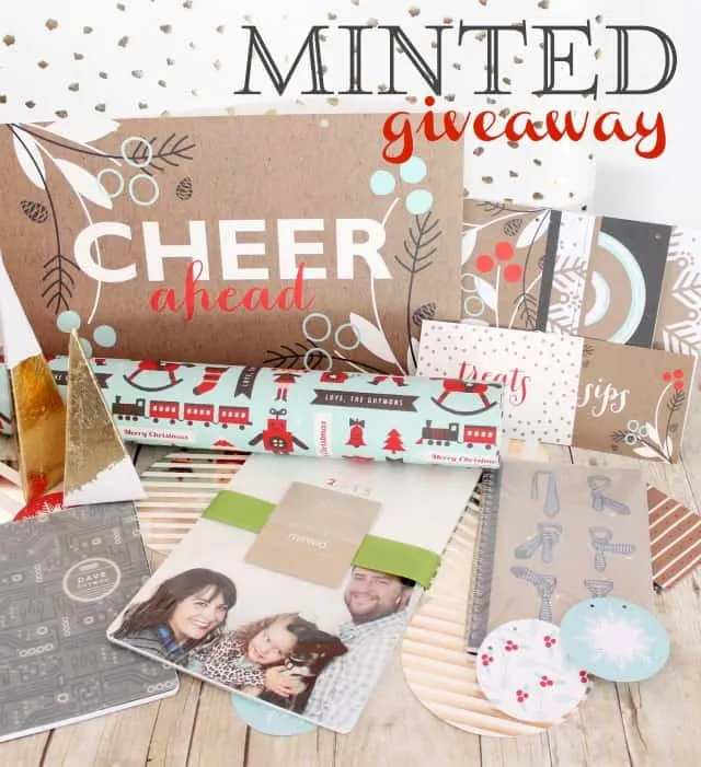 $125 Minted Giveaway on www.girllovesglam.com