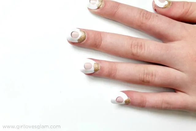 Ruffilan Nail Art Tutorial on www.girllovesglam.com