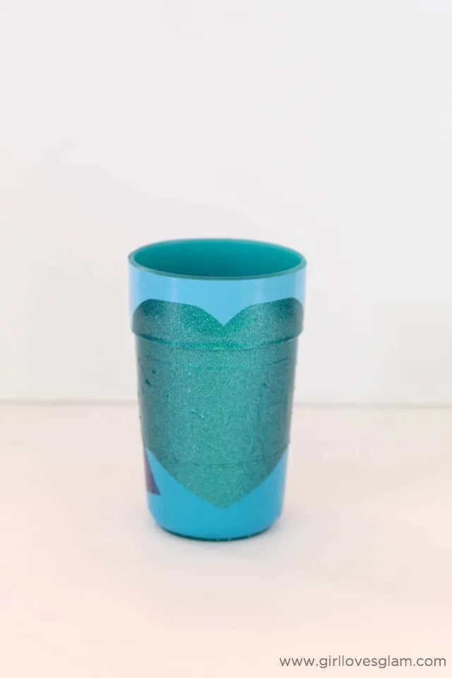 Easy DIY Elsa Cup on www.girllovesglam.com