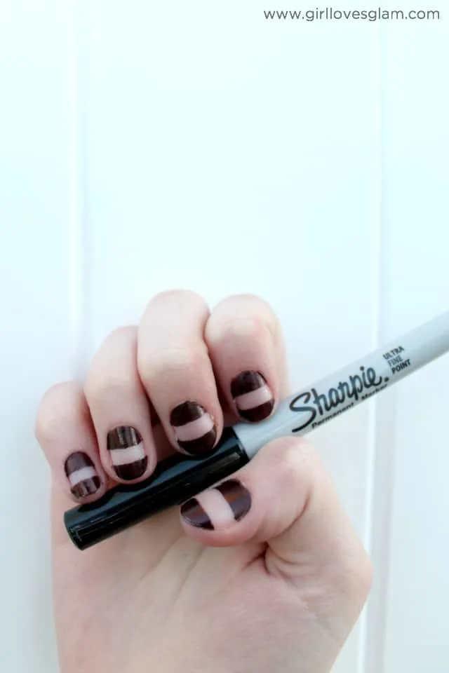 Sharpie Manicure on www.girllovesglam.com