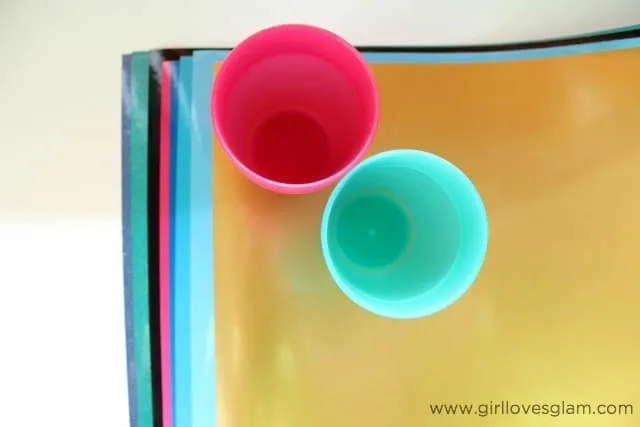 Easy Frozen Vinyl Craft on www.girllovesglam.com