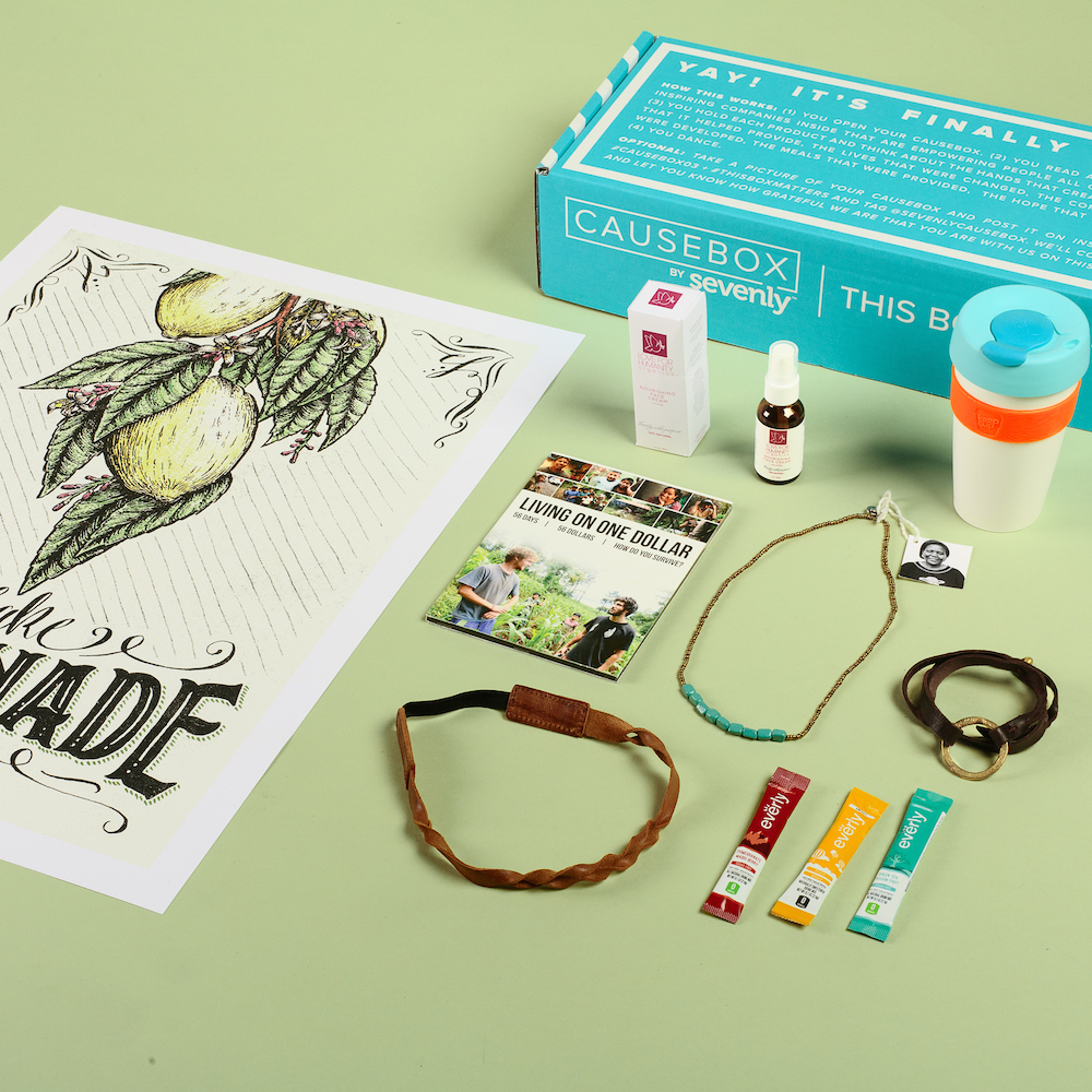 Summer CAUSEBOX Major Deal! Girl Loves Glam