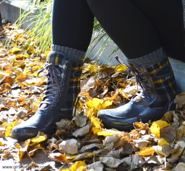 Plaid bogs clearance