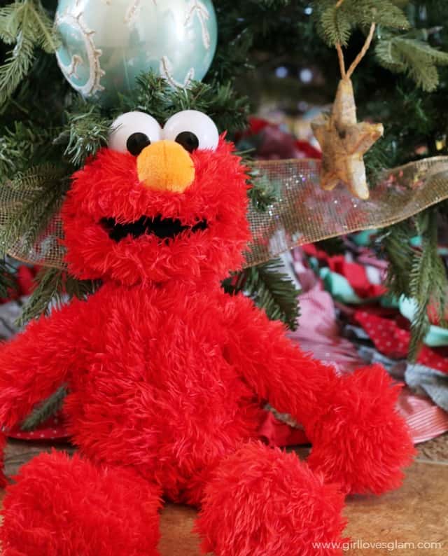 Elmo Christmas Gift on www.girllovesglam.com