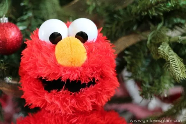 Elmo Holiday Gift on www.girllovesglam.com