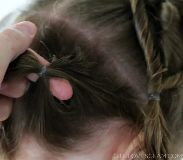 Holiday Hairstyle for St. Patrick's Day on www.girllovesglam.com