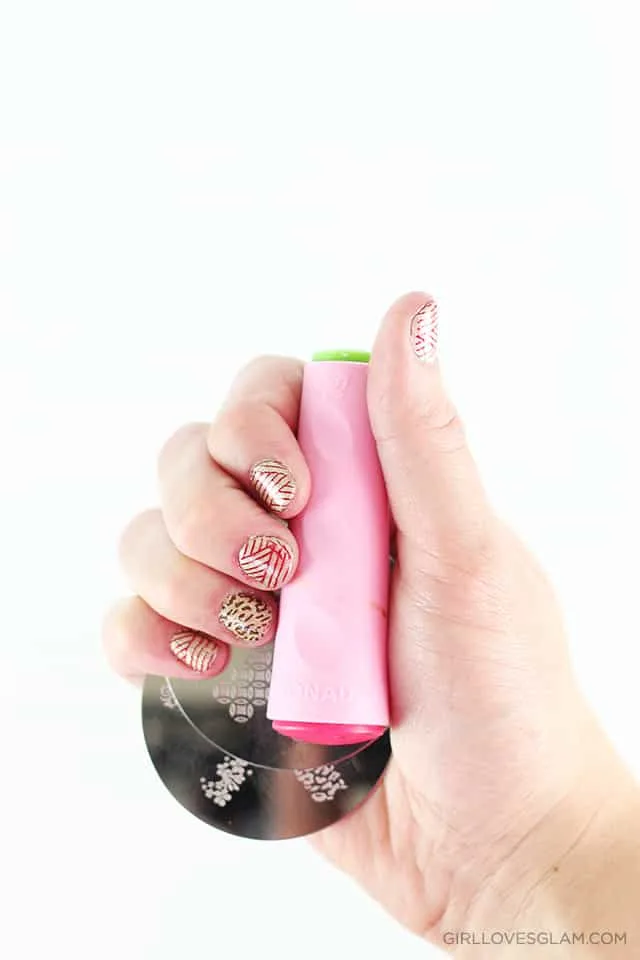 How to use Konad nail stamps on www.girllovesglam.com