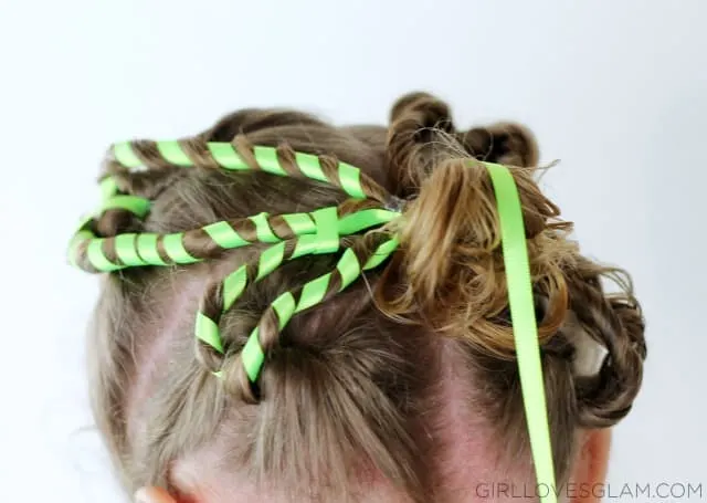 St. Patrick's Day Hair Tutorial on www.girllovesglam.com