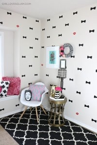 Office Reveal Kate Spade Bow Print Inspired on www.girllovesglam.com