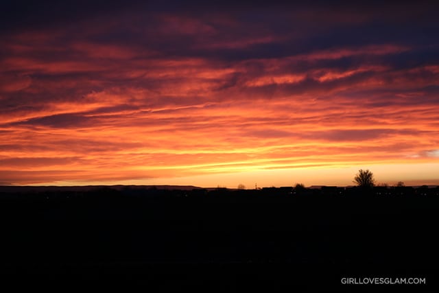 Beautiful Sunset on www.girllovesglam.com #swissherbs