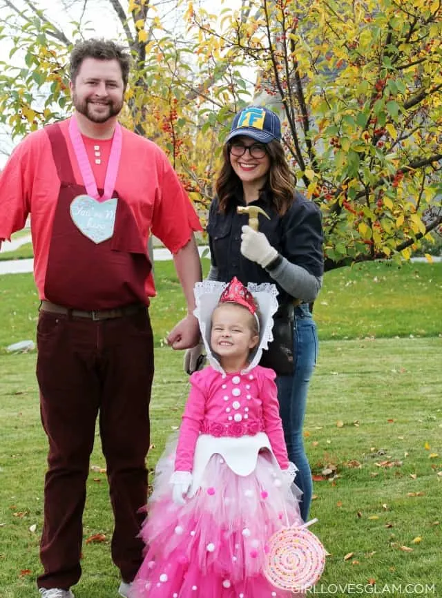 Family Halloween Costume on www.girllovesglam.com