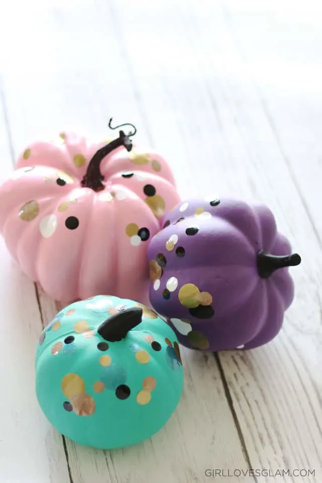 Confetti Halloween Pumpkins on www.girllovesglam.com