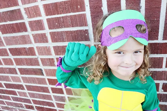 Ninja Turtle Mask Tutorial Halloween on www.girllovesglam.com