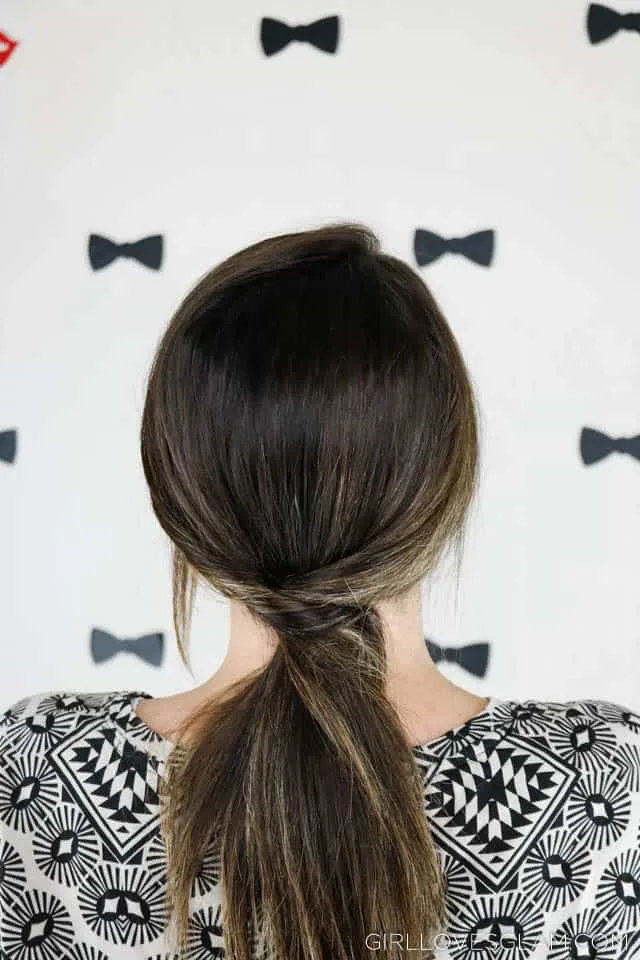 Low Chic Ponytail on www.girllovesglam.com