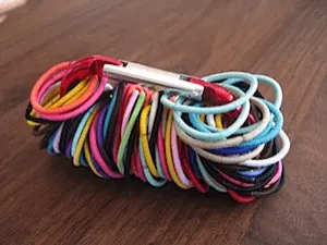 Hair Elastic Carabiner Organization Idea