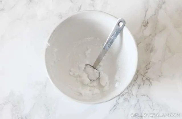 DIY Exfoliant on www.girllovesglam.com