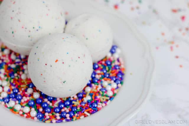 How to Make Bath Bomb Birthday Treats for School