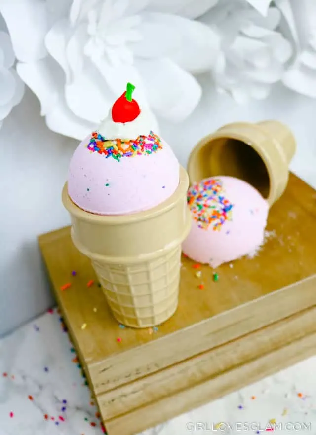 Ice Cream Shaped Bath Bomb on www.girllovesglam.com