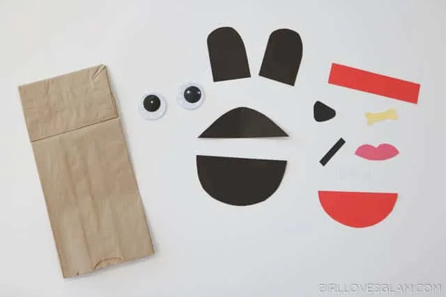 Puppy Dog Pals Puppets Tutorial on www.girllovesglam.com