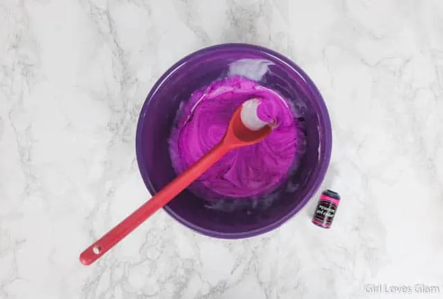 How to make soft slime on www.girllovesglam.com