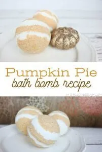 Pumpkin Pie Bath Bomb Recipe on www.girllovesglam.com