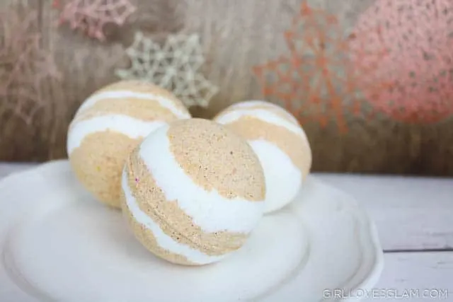 Pumpkin Pie Bath Bomb on www.girllovesglam.com