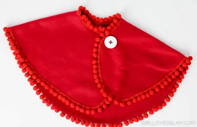 Red Riding Hood Cape Tutorial on www.girllovesglam.com