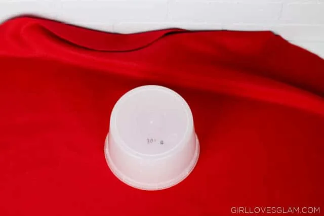 How to make a baby cape on www.girllovesglam.com