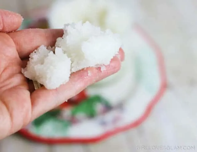 Homemade Vanilla Mint Sugar Scrub on www.girllovesglam.com