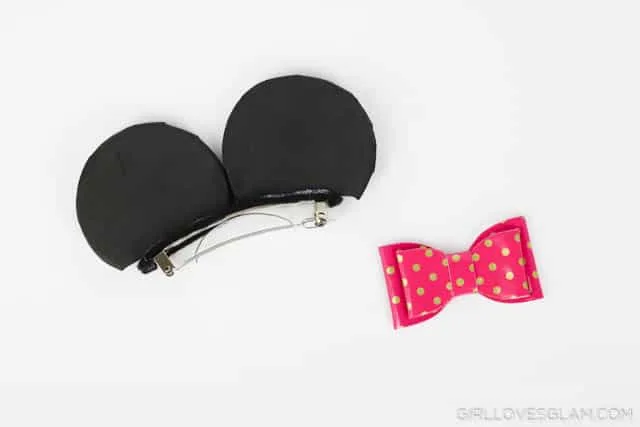 Making Minnie Mouse Ears on www.girllovesglam.com