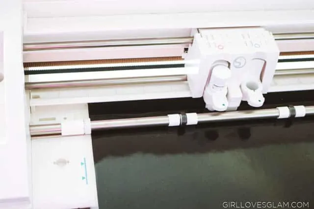 Cutting Vinyl with Silhouette Cameo