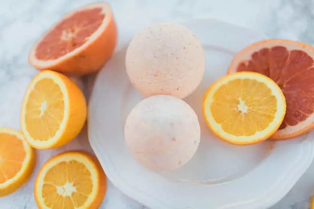 Ginger Grapefruit Detox Bath Bomb