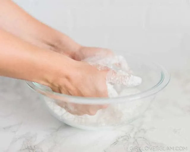 Coconut oil bath bomb