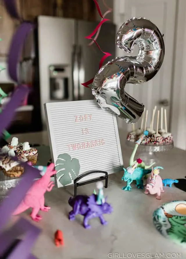 Girl Dinosaur Party