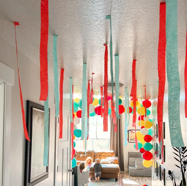 Simple Streamer Decorations