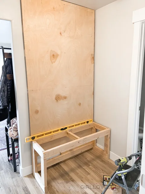 Building a mudroom bench