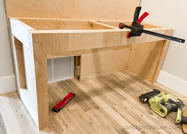 Building a mudroom bench